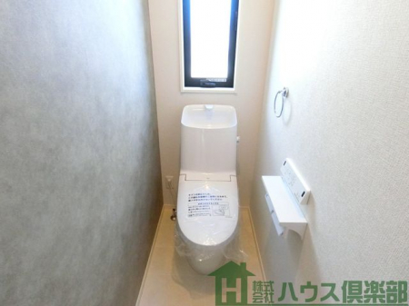 gC@QK̃gCłÎ₳ށA邢gCłI