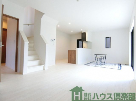 ���r���O�@�l�C�̃��r���O�K�i�ł��I���ց`���r���O�`�L�b�`���`���ʂ̉�V�����͑�ϕ֗��ł��I