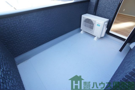 ���ӊ��@-