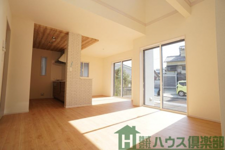 ���r���O�@���r���O