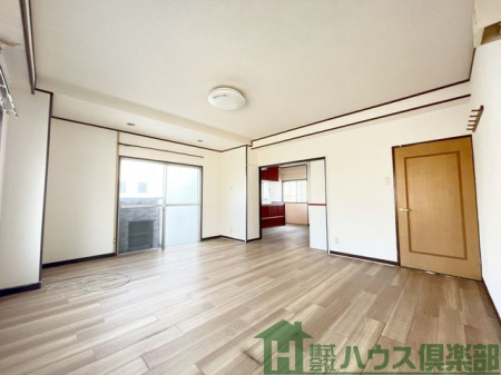 ���r���O�@���r���O