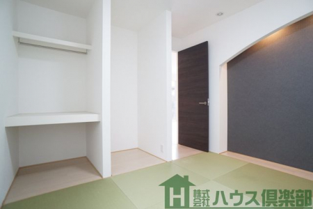 �Q���@�P�K��U���̘a���ł��I�I�[�v�����[�ƃA�N�Z���g�N���X���������ȋ�Ԃ����o��