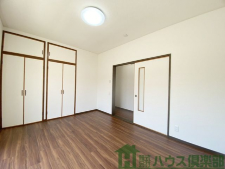 �Q���@�U���m��