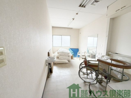 ���r���O�@���r���O