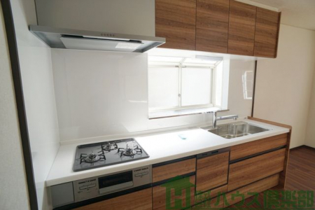 �L�b�`���@�L�b�`���̓��t�H�[���ρI�H����򐅊���t���Ă��܂���