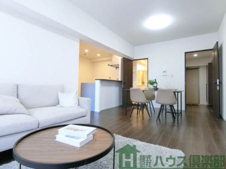 ���r���O�@�P�T�D�W����LDK�ł��I�Ƒ��ŏW�܂�ɂ͏\���ȋ�Ԃ̍L���ł��I