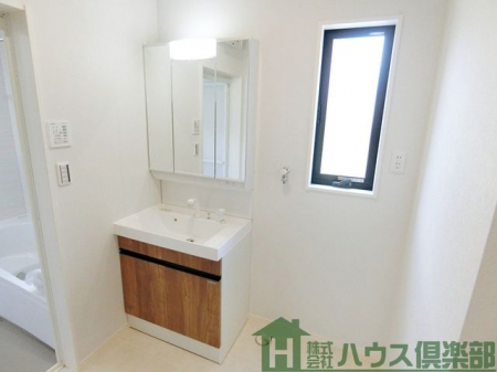 ���ʑ�E���ʏ��@�ؖڒ��̔�����ԂɃ����n�������Ă���܂���