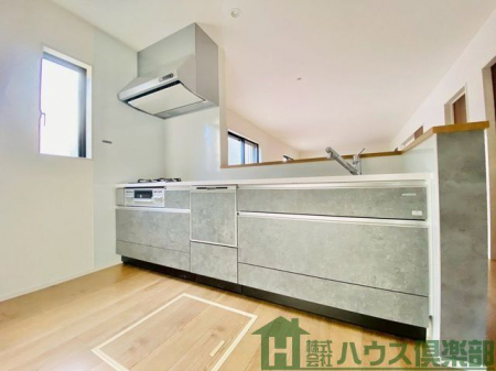 �L�b�`���@�H�􊣑��@�t���V�X�e���L�b�`���ŉƎ��̕��S���y���ł��܂��B