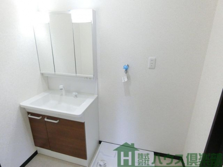 ���ʑ�E���ʏ��@�V�i�����ς݂̐��ʑ�ł��I���d�x�ɂ��ꂵ���O�ʋ��̗p�I