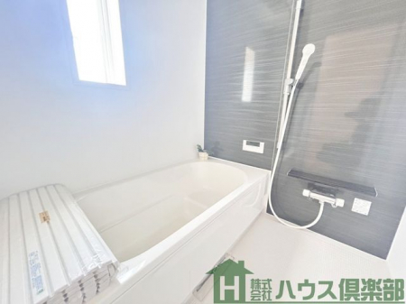 �����@�����g�[�����@�t���ŉ��K�ȃo�X�^�C���B�J�̓��̐���ɂ��֗��B