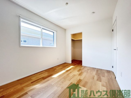 ���[�@��Ƃ肠��L���̗m���͎q�������ɂ��҂�����B�����ɍ��킹�Ď��R�Ƀ��C�A�E�g�ł��܂��B