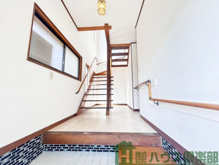 ���ӊ��@��������Ƃ������փX�y�[�X�ŁA���q���̈�ۂ��ǍD�ł��B