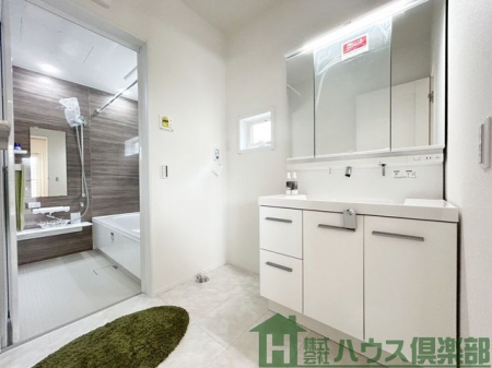 ���ʑ�E���ʏ��@�g�����Ȃ݃`�F�b�N�ɕ֗��ȎO�ʋ��t�����ʉ��ϑ�B���[�X�y�[�X������A���ʂ܂����X�b�L���ۂĂ܂��B