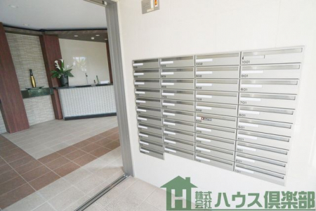 �G���g�����X�@�W���|�X�g�ł��I