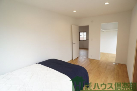 �q�������@�Q��