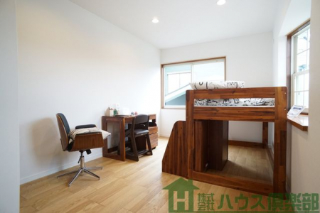 �q�������@�q������