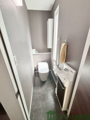 �����@�������̂���g�C����ԁB��Ƃ肠��݌v�Ŏg���₷���A�������K�ɂ����p���������܂��B���q���ɂ����S���Ă��g������������d�l�ł��B