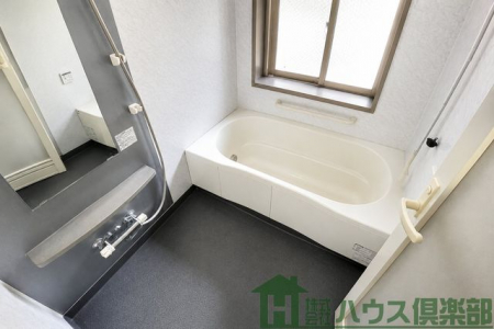�����@�������Ɠ���邨���C�I������͉ו�������܂��B