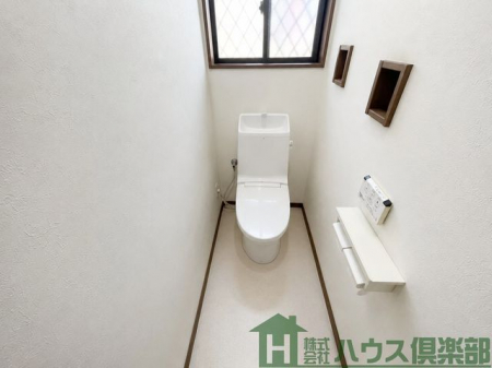 �g�C���@���`�h�ŉ��H���Ă��܂��B�ו�������Ȃǌ����Ƒ��Ⴕ�܂��B