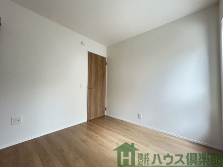 ���ց@�m��4.5��