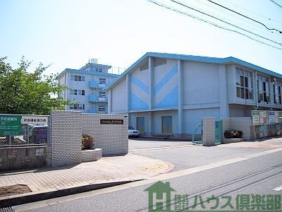 �@�k��B�s����쒆�w�Z �k��17���B 1300m