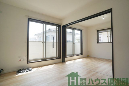 �o���R�j�[�@�e��������x�����_�ɏo�邱�Ƃ��ł��܂��I