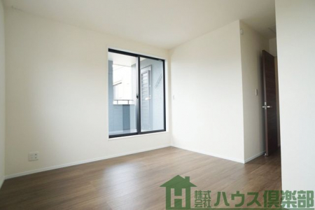 �Q���@�Q�K�V�D�Q�T���̗m���ł��I�o���R�j�[�ɏo��|���o�����A�����Q���ɂ҂�����ȍL����